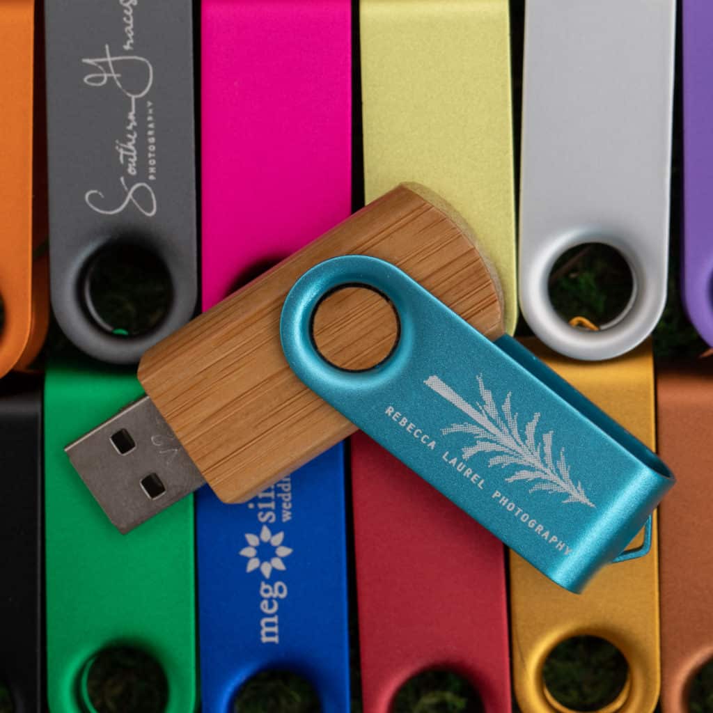 bamboo swivel usb flash drive