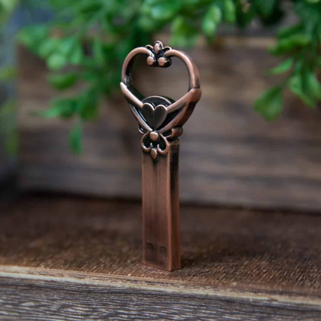 Heart Key Flash Drive (Type-A) - Image 2