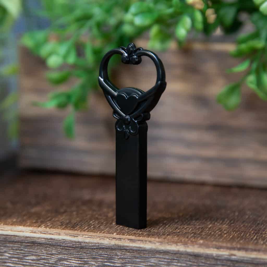 Heart Key Flash Drive (Type-A) - Image 5