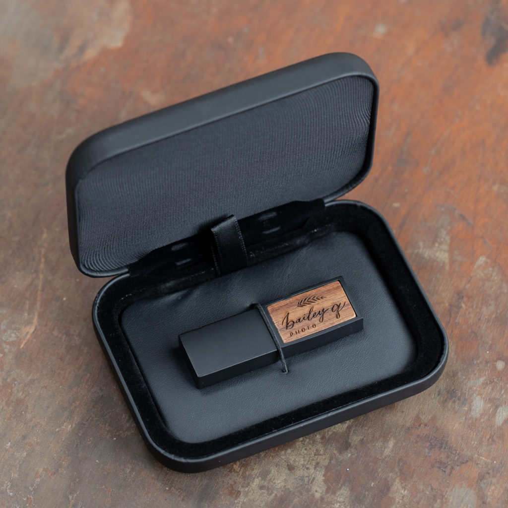 Hard-Shell Flash Drive Box
