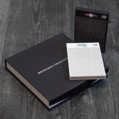 Seagate Backup Plus Ultra Touch + Classic Snap Box Bundle