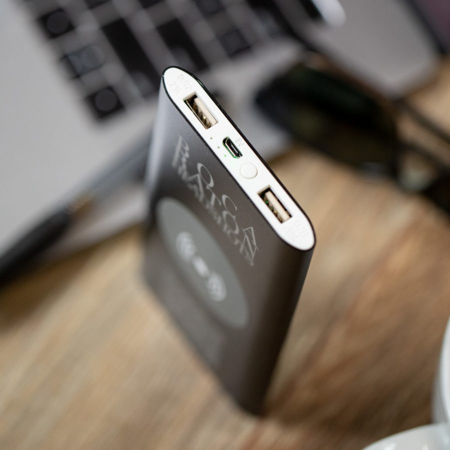 Power Bank Wireless Charger + QR Code - Image 3