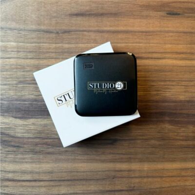 WD Elements SE SSD (Western Digital) + Classic Snap Box Bundle