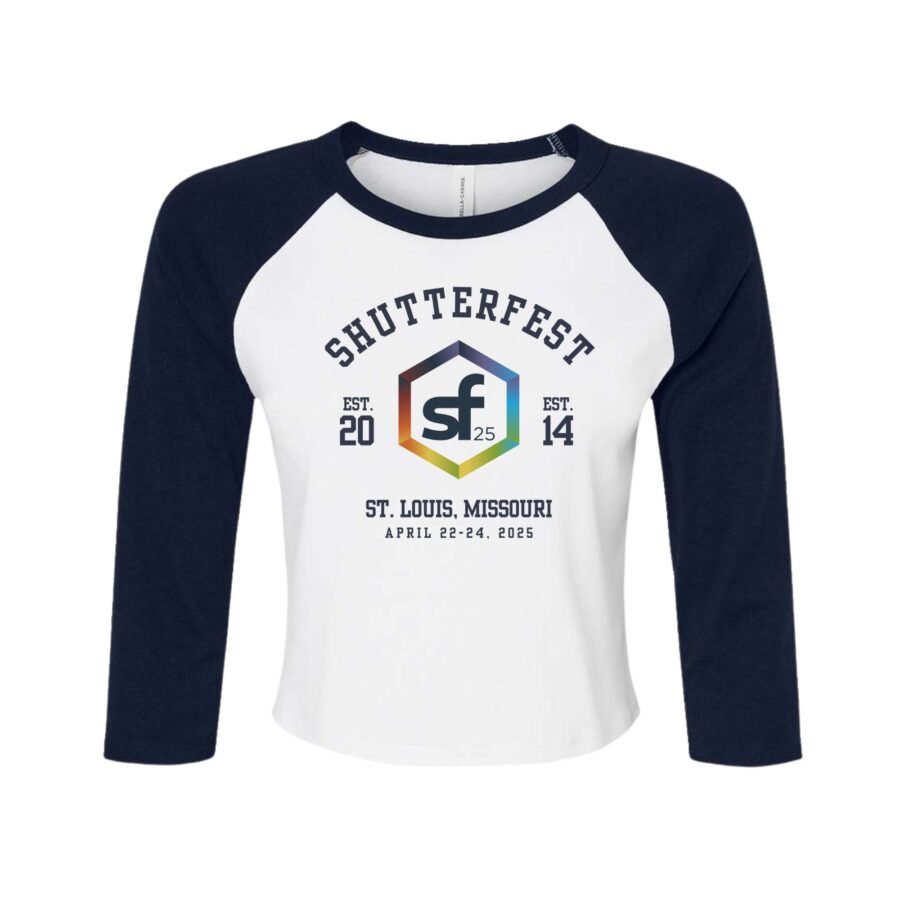 Shutterfest Women's 3/4 Raglan Sleeve Cropped T-Shirt - Image 4